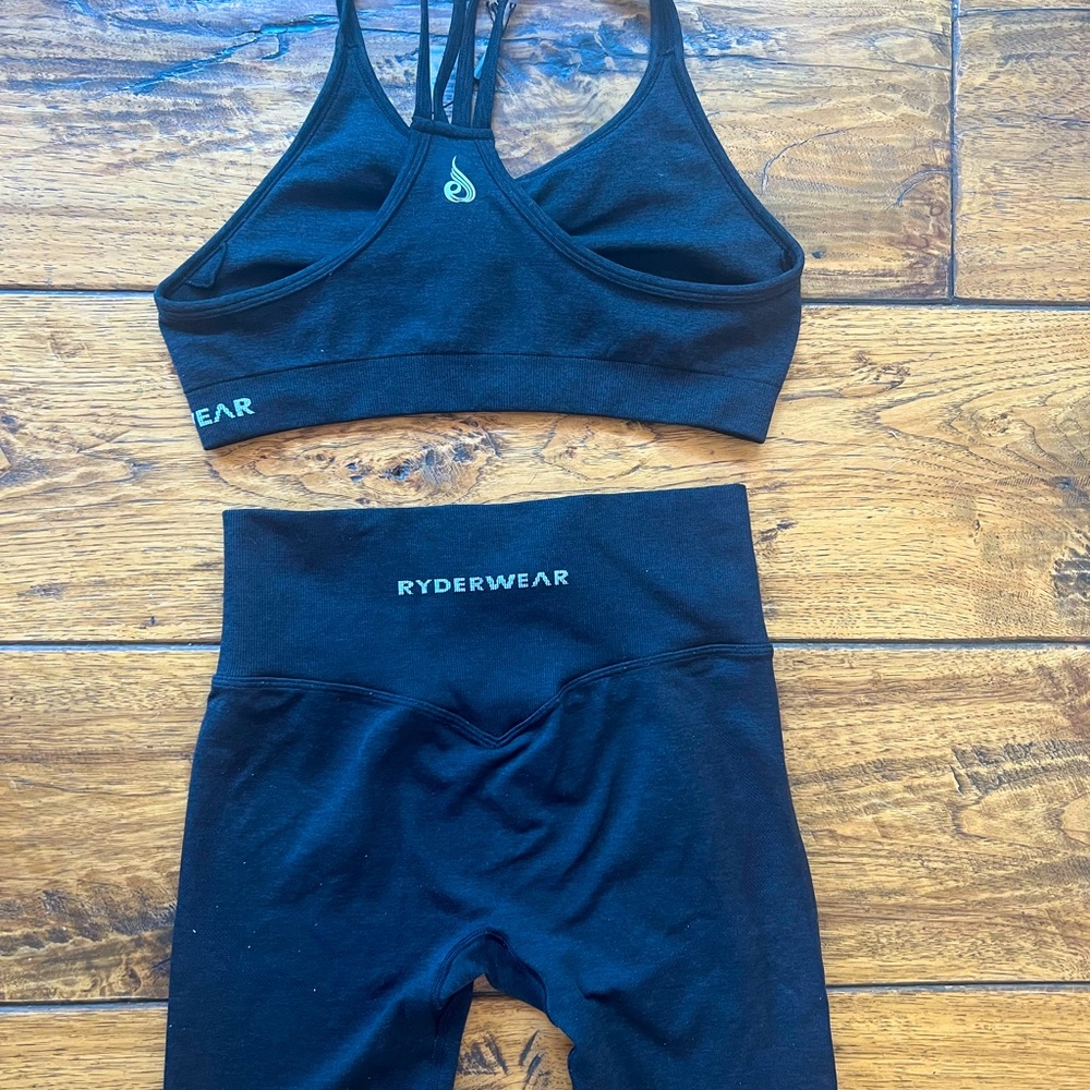 RYDERWEAR SEAMLESS SET BLACK S/M